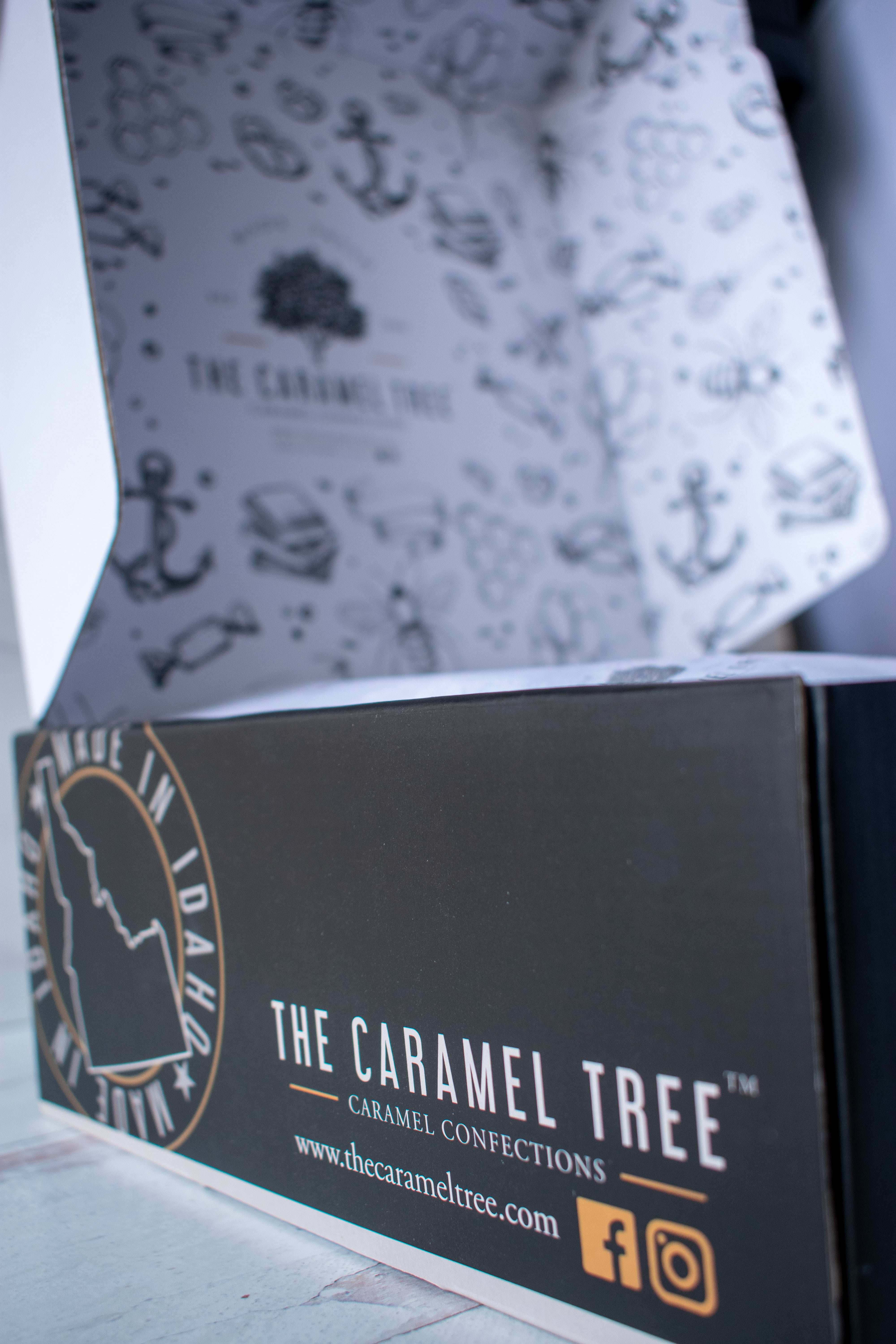 the caramel tree gift box
